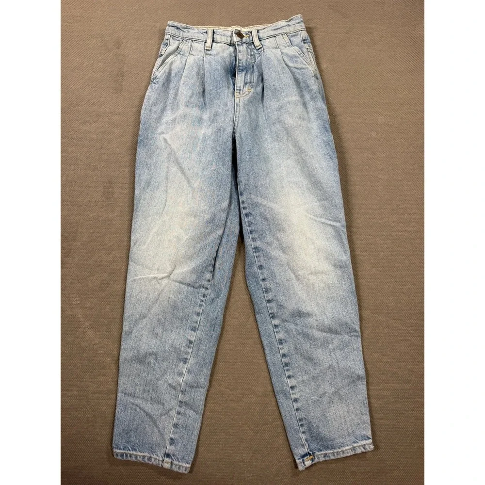 We The Free People Twenty-Four Light Wash Pleated High Rise Mom Jeans Blue 24